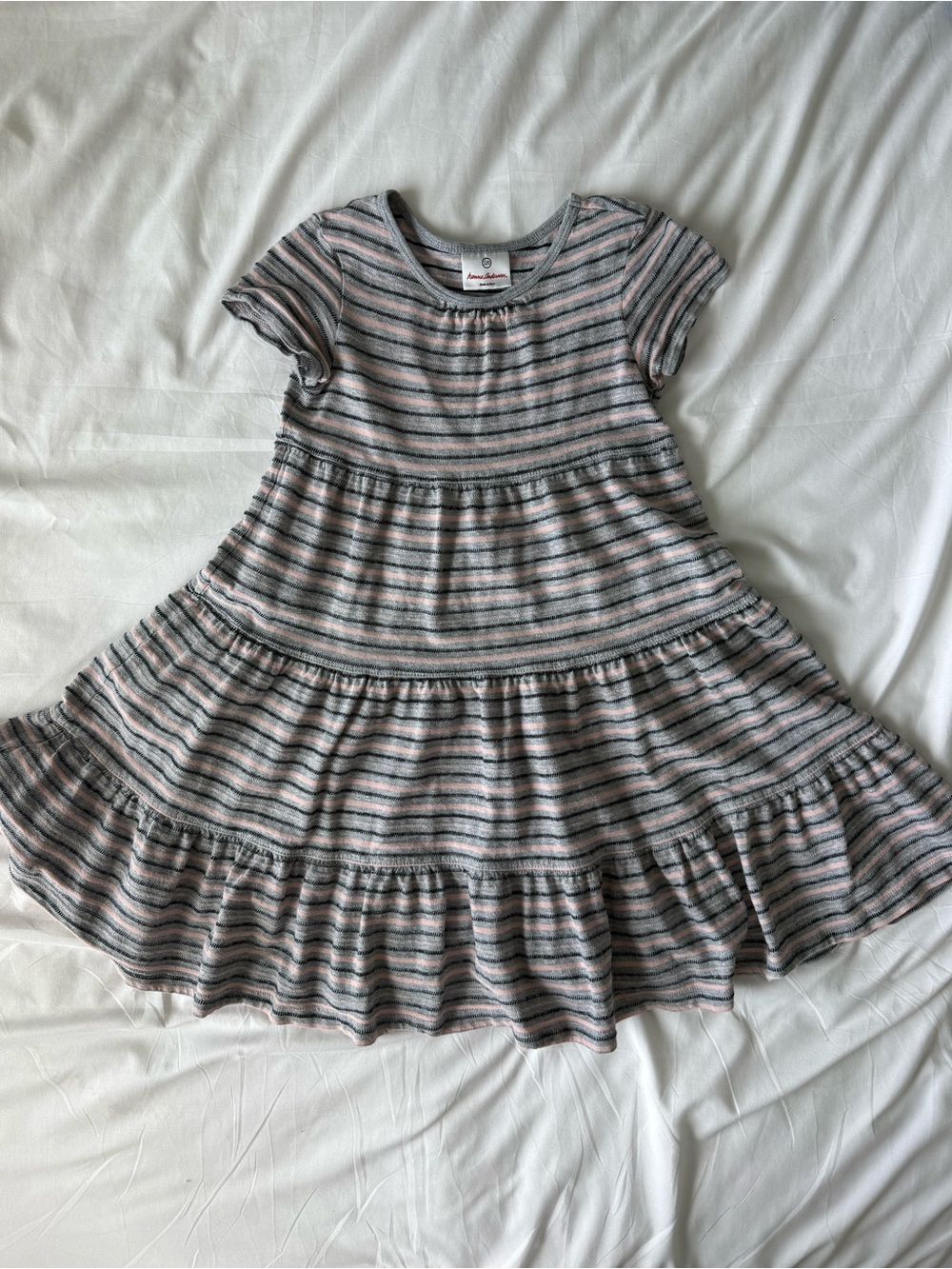 Hanna Andersson Twirl Dress Gray Stripe Short Sleeve Tiered Size 6-7 Years